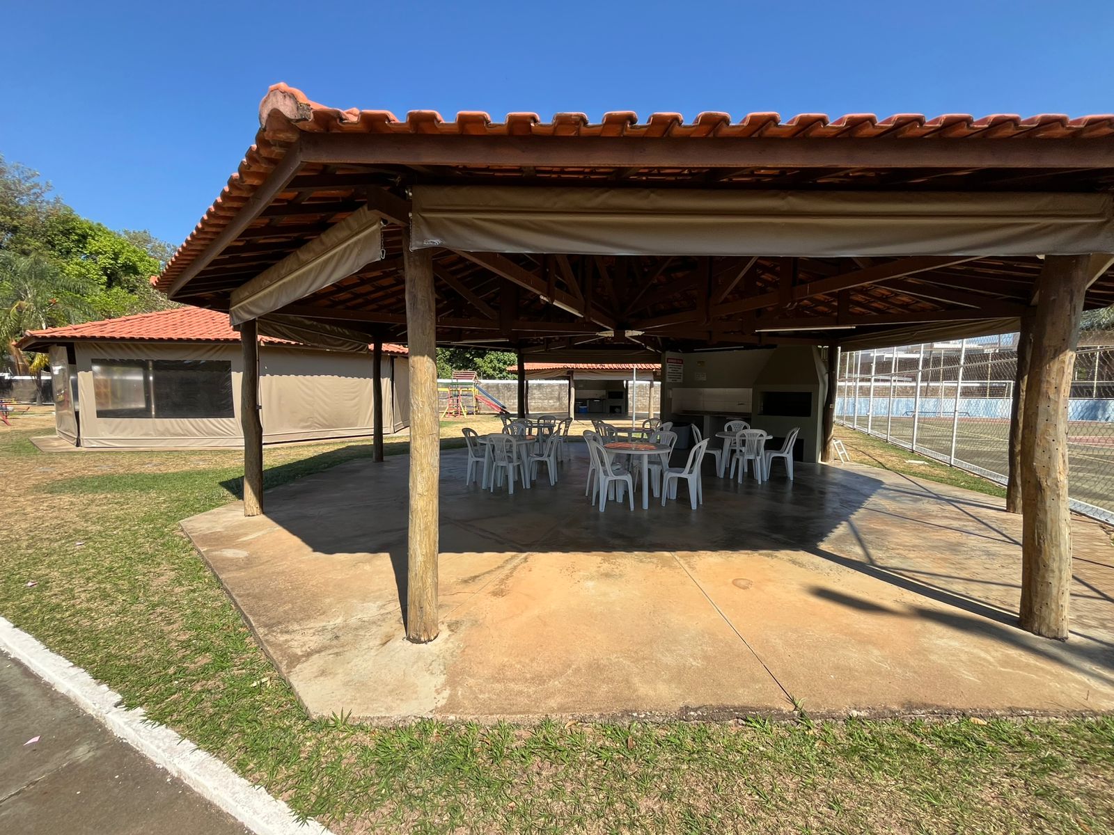 Casa com 3 quartos (foto 37 de 42)